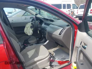 2009 Ford Focus SES with VIN 1FAHP36N59W111369, listed as a IAAI auction lot 41936020 with 173,079 mi miles. Bid and sale history available at carsss.com. Image 5.