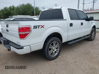 2014 Ford F-150 XL z VIN 1FTFW1CF4EKG46443, wystawiony jako IAAI lot #42783039 z przebiegiem 219 813 mil mil oraz . Historia ofert i sprzedaży dostępna na DreamBid. Obrazek 4.