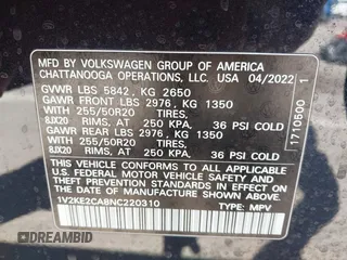 2022 Volkswagen Atlas SE z VIN 1V2KE2CA8NC220310, wystawiony jako IAAI lot #42218718 z przebiegiem 28 603 mil mil oraz . Historia ofert i sprzedaży dostępna na DreamBid. Obrazek 9.