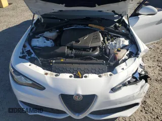 2017 Alfa Romeo Giulia with VIN ZARFAEBN3H7546703, listed as a Copart auction lot 82305614 with 45,438 mi miles and Salvage Title. Bid and sale history available at carsss.com. Image 11.