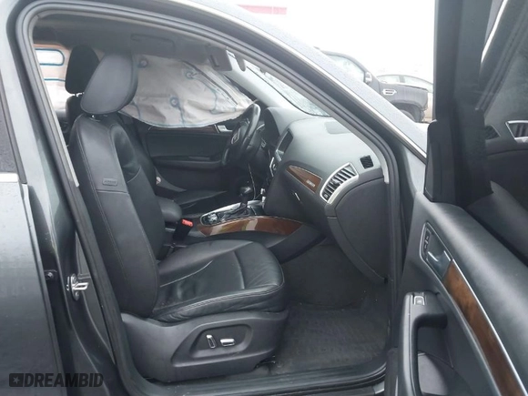 2017 Audi Q5 Premium with VIN WA1C2AFPXHA070817, listed as a IAAI auction lot 41127583 with 101,671 mi miles. Bid and sale history available at carsss.com. Image 5.