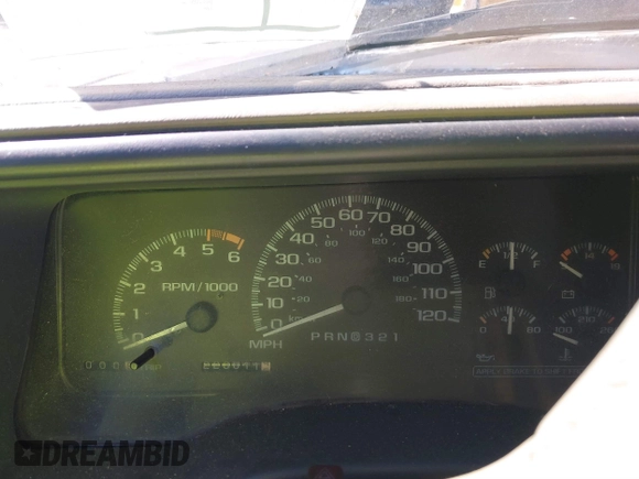 2000 GMC Denali with VIN 1GKEK13R1YR129862, listed as a IAAI auction lot 41833054 with 223,811 mi miles. Bid and sale history available at carsss.com. Image 15.