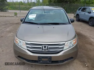2013 Honda Odyssey EX-L с VIN 5FNRL5H61DB043452, выставлен на аукционе IAAI как лот 42308609 с пробегом 246 866 миль миль и . История ставок и продаж доступна на DreamBid. Изображение 13.