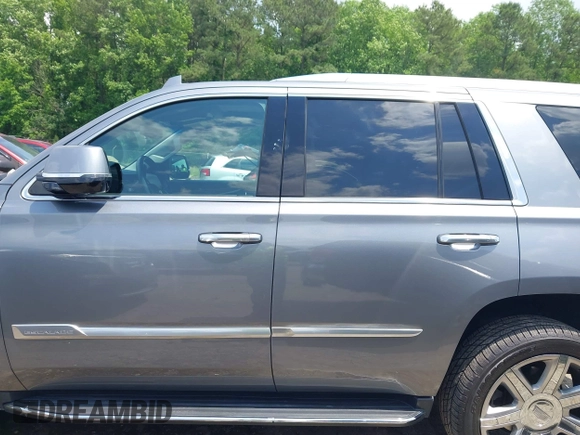 2020 Cadillac Escalade Luxury z VIN 1GYS3BKJ0LR116410, wystawiony jako IAAI lot #42274841 z przebiegiem 75 513 mil mil oraz . Historia ofert i sprzedaży dostępna na DreamBid. Obrazek 14.