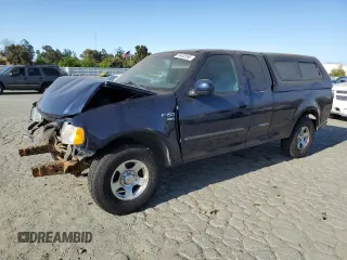 2003 Ford F-150 XL с VIN 2FTRX17W63CA80033, выставлен на аукционе Copart как лот 58432895 с пробегом 111 133 миль миль и Списание • Salvage title. История ставок и продаж доступна на DreamBid. Изображение 1.