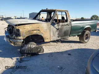 1993 Ford F-250 with VIN 2FTHF26H5PCB36444, listed as a Copart auction lot 81555984 with Not provided miles and Non repairable. Bid and sale history available at DreamBid. Image 1.