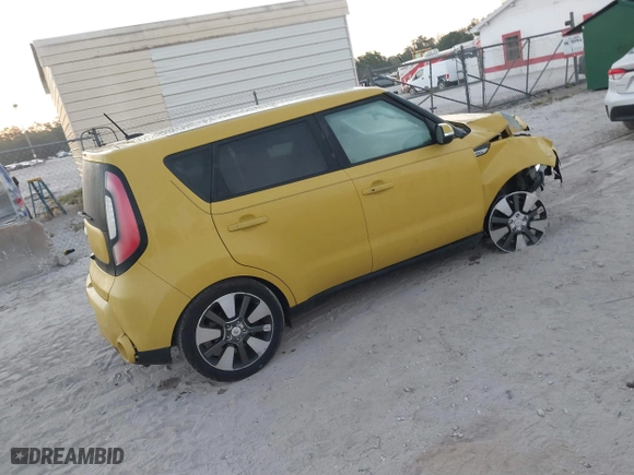 2014 Kia Soul ! with VIN KNDJX3A59E7054911, listed as a IAAI auction lot 41880747 with 133,830 mi miles. Bid and sale history available at carsss.com. Image 4.