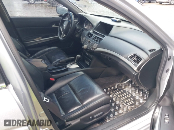 2008 Honda Accord EX-L z VIN 1HGCP36828A073076, wystawiony jako IAAI lot #42305586 z przebiegiem 308 300 mil mil oraz . Historia ofert i sprzedaży dostępna na DreamBid. Obrazek 5.