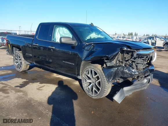 2018 Chevrolet Silverado 1500 Custom with VIN 1GCRCPEH8JZ191430, listed as a IAAI auction lot 41657847 with 1 mi miles. Bid and sale history available at carsss.com. Image 1.