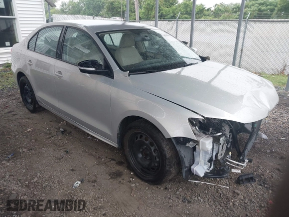 2012 Volkswagen Jetta SE with VIN 3VWDP7AJ9CM320638, listed as a IAAI auction lot 42227679 with 148,629 mi miles and . Bid and sale history available at DreamBid. Image 1.
