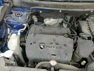 2017 Mitsubishi Outlander SEL z VIN JA4AR4AW1HZ028198, wystawiony jako Copart lot #48555175 z przebiegiem 85 312 mil mil oraz Szkoda całkowita • Salvage title. Historia ofert i sprzedaży dostępna na DreamBid. Obrazek 17.