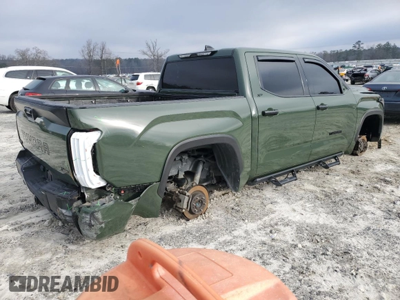 2022 Toyota Tundra 4WD SR5 with VIN 5TFLA5DB6NX008072, listed as a Copart auction lot 43250375 with 79,108 mi miles and Salvage Title. Bid and sale history available at carsss.com. Image 3.