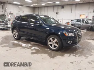 2011 Audi Q5 3.2L Premium Plus with VIN WA1DKAFP4BA028879, listed as a IAAI auction lot 41864795 with 161,288 mi miles. Bid and sale history available at carsss.com. Image 1.