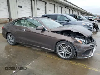 2016 Mercedes-Benz E 400 z VIN WDDKJ6FB0GF335774, wystawiony jako Copart lot #85329744 z przebiegiem 80 179 mil mil oraz Szkoda całkowita • Salvage title. Historia ofert i sprzedaży dostępna na DreamBid. Obrazek 4.