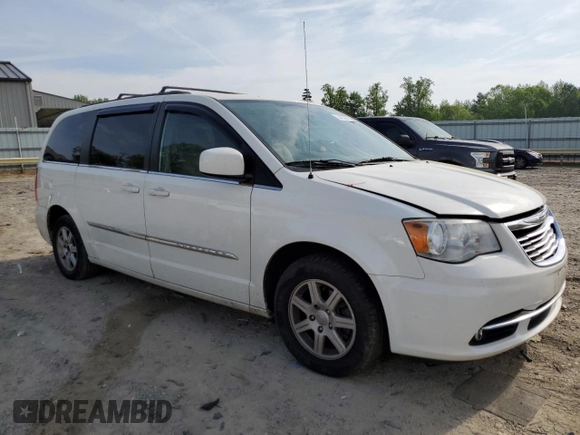 2011 Chrysler Town & Country Touring with VIN 2A4RR5DG7BR712588, listed as a Copart auction lot 54236425 with 252,748 mi miles and Clean Title. Bid and sale history available at DreamBid. Image 4.