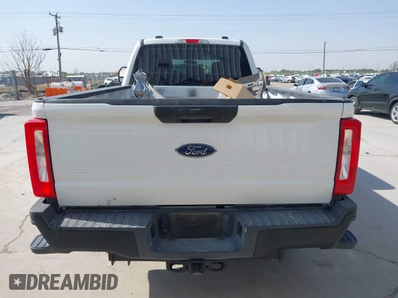 2024 Ford F-250 XL with VIN 1FT7W2BT2REE29043, listed as a IAAI auction lot 42307279 with 7,339 mi miles and . Bid and sale history available at DreamBid. Image 16.