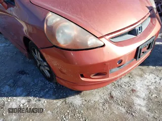 2008 Honda Fit Sport with VIN JHMGD38688S017060, listed as a IAAI auction lot 41384796 with 196,058 mi miles. Bid and sale history available at carsss.com. Image 12.