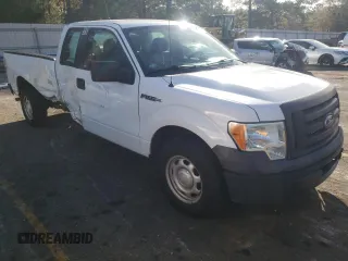 2011 Ford F-150 XL w/HD Payload Pkg with VIN 1FTVX1CF8BKD31763, listed as a Copart auction lot 80561343 with 82,087 mi miles and Salvage Title. Bid and sale history available at carsss.com. Image 4.