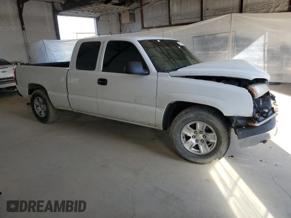 2005 Chevrolet Silverado 1500 Work Truck with VIN 1GCEC19X85Z252519, listed as a Copart auction lot 52890015 with 303,435 mi miles and Salvage Title. Bid and sale history available at DreamBid. Image 4.
