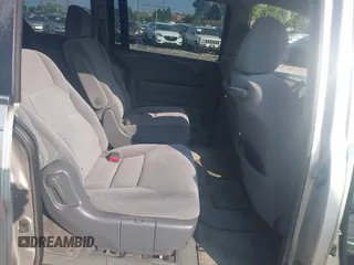 2007 Honda Odyssey LX с VIN 5FNRL38227B113921, выставлен на аукционе IAAI как лот 42402029 с пробегом 186 778 миль миль и . История ставок и продаж доступна на DreamBid. Изображение 8.