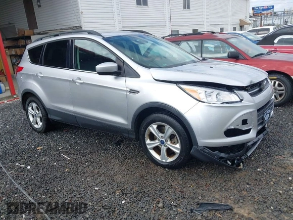 2014 Ford Escape SE with VIN 1FMCU9GX3EUD05447, listed as a IAAI auction lot 41817513 with 155,101 mi miles. Bid and sale history available at carsss.com. Image 1.