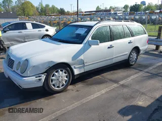 1999 Mercedes-Benz E 320 with VIN WDBJH65F3XA727570, listed as a IAAI auction lot 41978511 with 170,982 mi miles and . Bid and sale history available at DreamBid. Image 2.