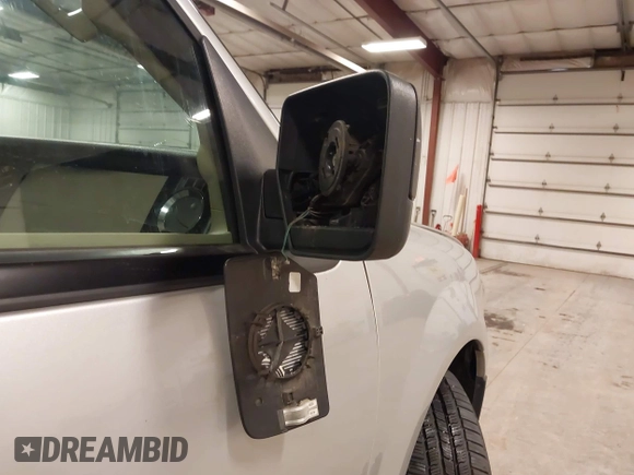 2015 Ford Expedition XL with VIN 1FMJU1GT2FEF24210, listed as a IAAI auction lot 42146158 with 213,276 mi miles and . Bid and sale history available at DreamBid. Image 19.
