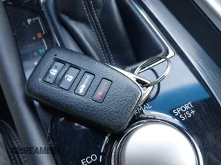 2013 Lexus GS 350 z VIN JTHCE1BL7D5005179, wystawiony jako IAAI lot #41971268 z przebiegiem 130 384 mil mil oraz . Historia ofert i sprzedaży dostępna na DreamBid. Obrazek 11.