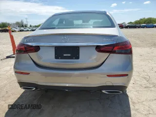 2022 Mercedes-Benz E 450 z VIN W1KZF5KB3NB079182, wystawiony jako Copart lot #56232375 z przebiegiem 15 730 mil mil oraz Szkoda całkowita • Salvage title. Historia ofert i sprzedaży dostępna na DreamBid. Obrazek 6.