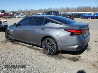 2023 Nissan Altima 2.5 SR with VIN 1N4BL4CW3PN317829, listed as a Copart auction lot 47869305 with 41,543 mi miles and Salvage Title. Bid and sale history available at carsss.com. Image 2.