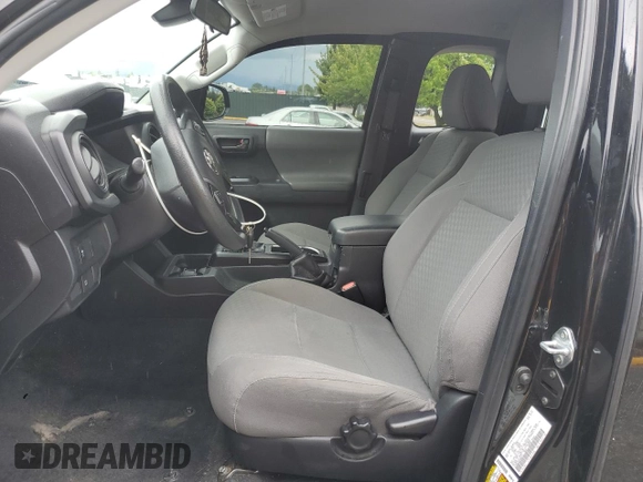 2022 Toyota Tacoma SR z VIN 3TYRZ5CN1NT016153, wystawiony jako Copart lot #56624785 z przebiegiem 88 633 mil mil oraz Czysty tytuł • Clean title. Historia ofert i sprzedaży dostępna na DreamBid. Obrazek 7.