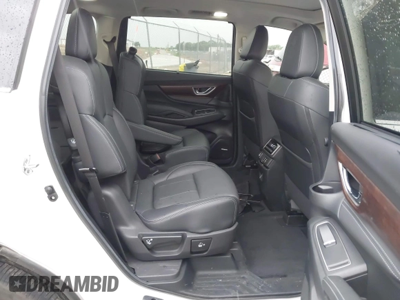 2024 Subaru Ascent Touring z VIN 4S4WMAWD4R3405297, wystawiony jako IAAI lot #42184262 z przebiegiem 11 172 mil mil oraz . Historia ofert i sprzedaży dostępna na DreamBid. Obrazek 8.