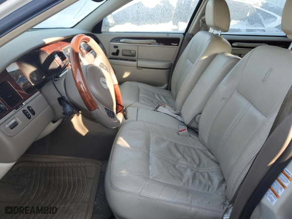 2003 Lincoln Town Car Cartier with VIN 1LNHM83W53Y695048, listed as a Copart auction lot 88715115 with 136,588 mi miles and Salvage Title. Bid and sale history available at carsss.com. Image 7.