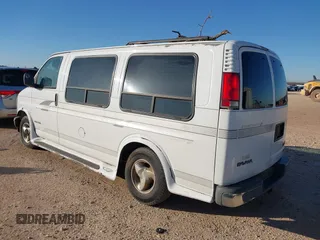 1998 GMC Savana Cargo Van YF7 with VIN 1GDFG15R3W1106752, listed as a IAAI auction lot 41728371 with 272,766 mi miles. Bid and sale history available at carsss.com. Image 3.