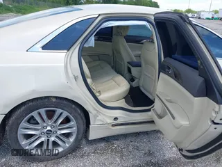 2014 Lincoln MKZ z VIN 3LN6L2G96ER833211, wystawiony jako IAAI lot #42352364 z przebiegiem 46 834 mil mil oraz . Historia ofert i sprzedaży dostępna na DreamBid. Obrazek 8.