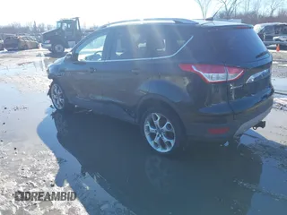 2015 Ford Escape Titanium with VIN 1FMCU9J91FUC68152, listed as a IAAI auction lot 41620725 with 195,122 mi miles. Bid and sale history available at carsss.com. Image 3.