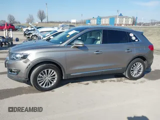 2017 Lincoln MKX Select with VIN 2LMPJ6KR1HBL41279, listed as a IAAI auction lot 41771085 with 37,068 mi miles. Bid and sale history available at carsss.com. Image 14.