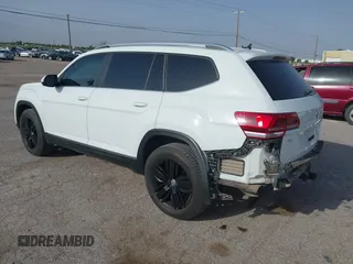 2019 Volkswagen Atlas SEL z VIN 1V2MR2CA8KC569640, wystawiony jako IAAI lot #42083995 z przebiegiem 127 104 mil mil oraz . Historia ofert i sprzedaży dostępna na DreamBid. Obrazek 3.