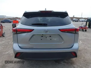 2022 Toyota Highlander XLE z VIN 5TDGZRAH8NS090208, wystawiony jako IAAI lot #41711763 z przebiegiem 64 843 mil mil oraz . Historia ofert i sprzedaży dostępna na DreamBid. Obrazek 16.
