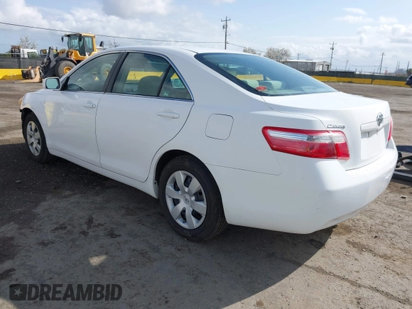 2009 Toyota Camry with VIN 4T1BE46K69U913065, listed as a IAAI auction lot 41906304 with 153,018 mi miles. Bid and sale history available at carsss.com. Image 3.