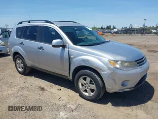2007 Mitsubishi Outlander ES z VIN JA4MS31XX7Z000581, wystawiony jako IAAI lot #42289830 z przebiegiem 122 739 mil mil oraz . Historia ofert i sprzedaży dostępna na DreamBid. Obrazek 1.