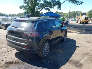 2022 Jeep Compass Limited z VIN 3C4NJDCB8NT191166, wystawiony jako IAAI lot #40284278 z przebiegiem 31 791 mil mil oraz . Historia ofert i sprzedaży dostępna na DreamBid. Obrazek 4.