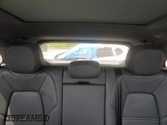 2019 Porsche Cayenne z VIN WP1AA2AY2KDA06944, wystawiony jako Copart lot #58266535 z przebiegiem 52 027 mil mil oraz Szkoda całkowita • Salvage title. Historia ofert i sprzedaży dostępna na DreamBid. Obrazek 10.