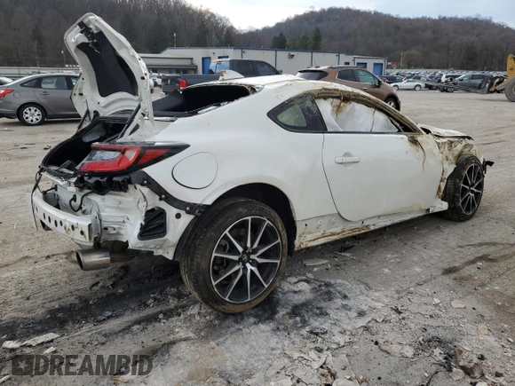 2023 Toyota GR86 with VIN JF1ZNBC11P8754776, listed as a Copart auction lot 81101774 with 0 mi miles and Salvage Title. Bid and sale history available at carsss.com. Image 3.