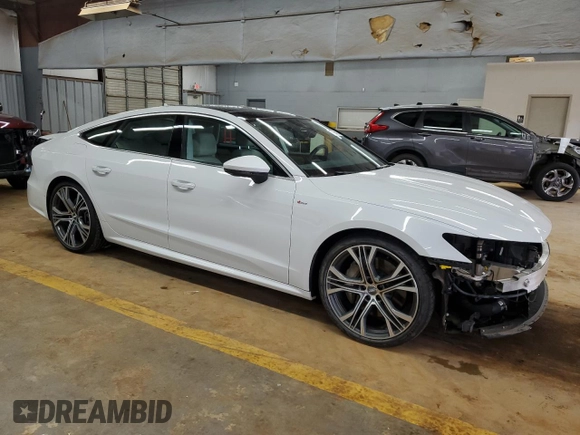 2020 Audi A7 Prestige with VIN WAUV2AF2XLN075162, listed as a Copart auction lot 79954134 with 47,639 mi miles and Salvage Title. Bid and sale history available at carsss.com. Image 4.