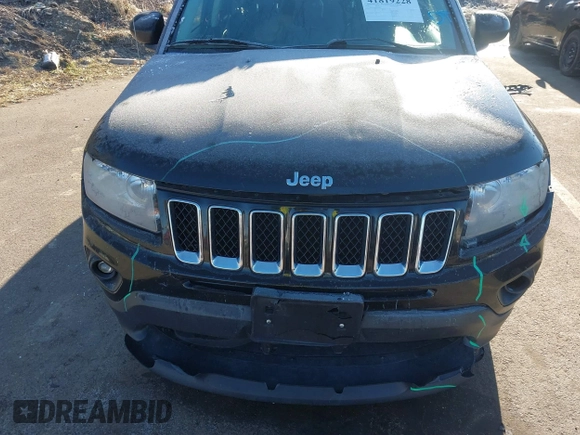 2016 Jeep Compass Sport with VIN 1C4NJCBA8GD560507, listed as a IAAI auction lot 41819228 with 123,294 mi miles and . Bid and sale history available at DreamBid. Image 12.