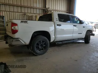 2016 Toyota Tundra 4WD Truck SR5 with VIN 5TFDW5F14GX529126, listed as a Copart auction lot 51452235 with 215,618 mi miles and Salvage Title. Bid and sale history available at carsss.com. Image 3.