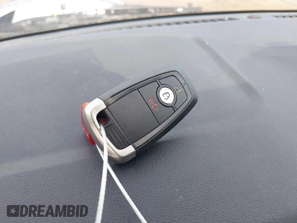 2020 Ford Escape SE с VIN 1FMCU0G68LUA82385, выставлен на аукционе IAAI как лот 42113552 с пробегом 82 771 миль миль и . История ставок и продаж доступна на DreamBid. Изображение 11.