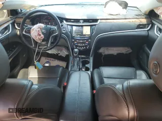 2018 Cadillac XTS Luxury z VIN 2G61M5S36J9125835, wystawiony jako Copart lot #53436865 z przebiegiem 123 817 mil mil oraz Szkoda całkowita • Salvage title. Historia ofert i sprzedaży dostępna na DreamBid. Obrazek 8.