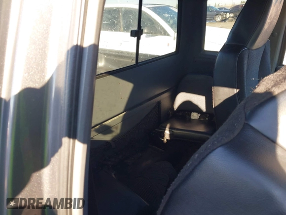 2005 Ford Ranger XL with VIN 1FTYR14E15PA07946, listed as a IAAI auction lot 41360503 with 139,792 mi miles and . Bid and sale history available at DreamBid. Image 8.